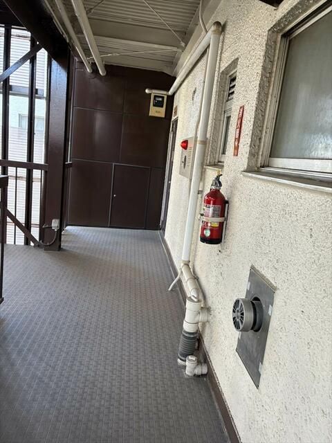 2K Apartment for Sale in Komaoka, Tsurumi-ku, Yokohama - Thumbnail 2