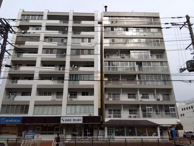 Commercial 1DK Unit for Sale in Sapporo's Susukino District - Image 1