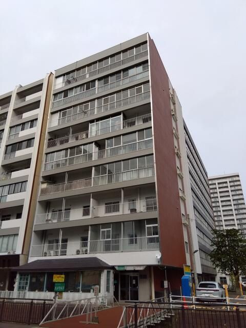 Commercial 1DK Unit for Sale in Sapporo's Susukino District - Thumbnail 3