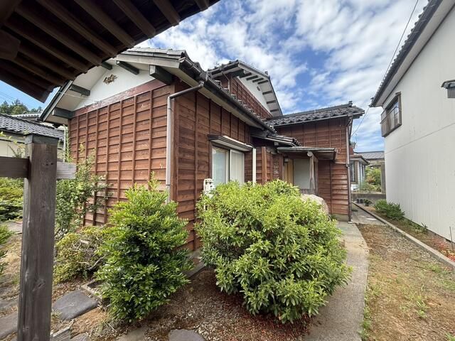 5DK Detached House for Sale in Kashiwazaki, Niigata - Thumbnail 3