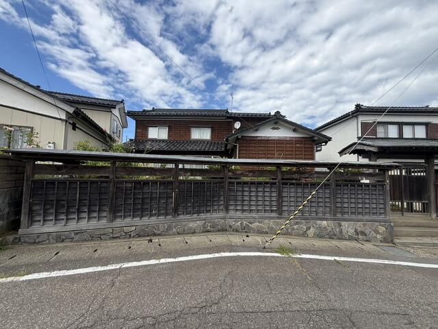 5DK Detached House for Sale in Kashiwazaki, Niigata - Thumbnail 2