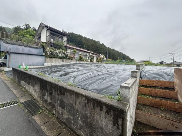248 sqm Land for Sale in Akiruno City, Tokyo - Thumbnail 2