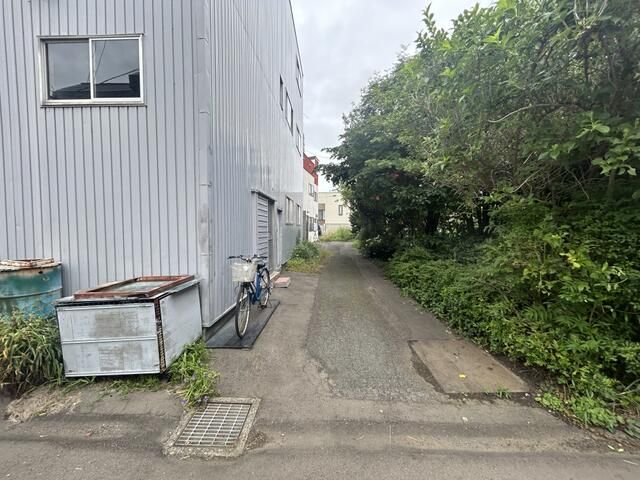 Sapporo Factory for Sale in Higashi Ward, Hokkaido - 48.79 Tsubo Land - Thumbnail 2