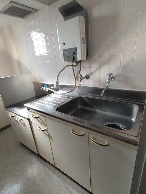 Office/Shop Space for Rent in Maebashi, Gunma - 57.92 sqm - Thumbnail 4