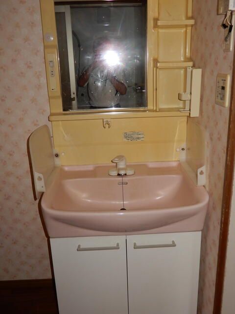 5DK House for Sale in Satsumasendai, Kagoshima with Large Garden - Thumbnail 3