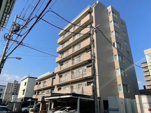 3LDK Apartment for Sale in Toyohira-ku, Sapporo - Thumbnail 2
