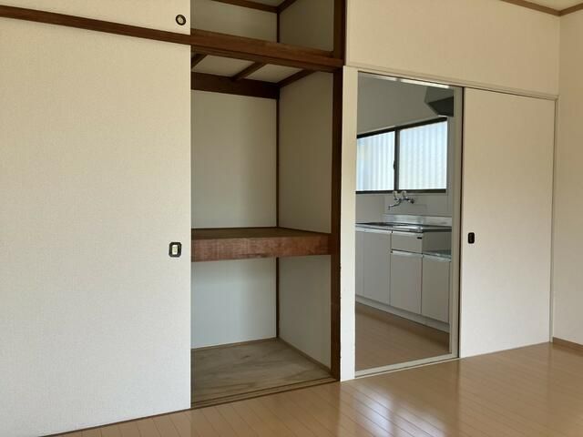 1K Apartment for Rent in Atsugi, Kanagawa - 40,000 Yen - Thumbnail 3