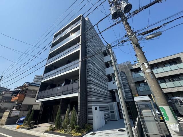 Modern 1DK Apartment for Sale in Aoto, Katsushika-ku, Tokyo - Thumbnail 2