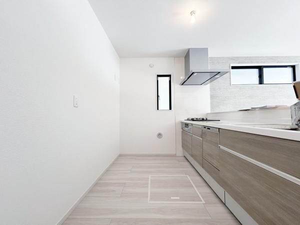 New 2025 4LDK House in Higashimurayama, Tokyo - Thumbnail 4