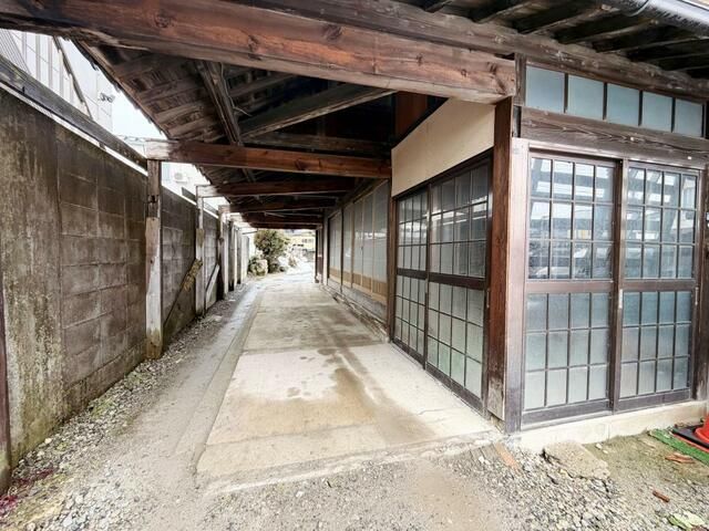 Land for Sale in Yonezawa, Yamagata - 646.6 sqm Plot - Thumbnail 4