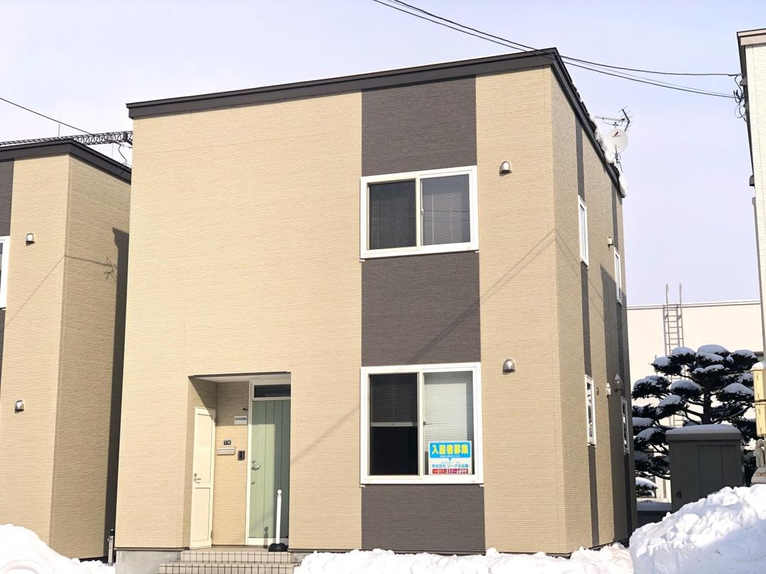 Modern 3LDK Detached House for Rent in Sapporo's Miyanomori - Thumbnail 3