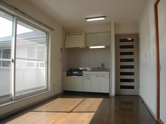 2DK Apartment for Rent in Saitama-shi Minami-ku, 43.96 sqm - Thumbnail 3