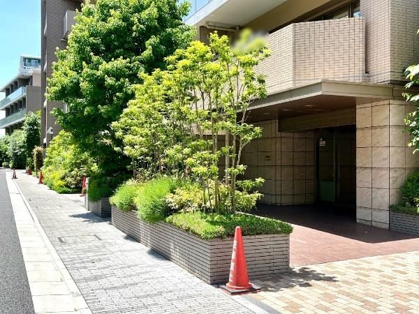 4LDK Apartment for Sale in Nerima, Tokyo – 80.70m² - Thumbnail 4
