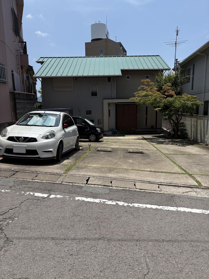 5SLDK Detached House with Parking for 3 in Nagasaki City - Main Image