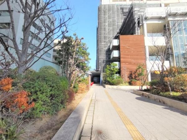 3LDK Condominium for Sale in Arakawa Ward, Tokyo - Thumbnail 2