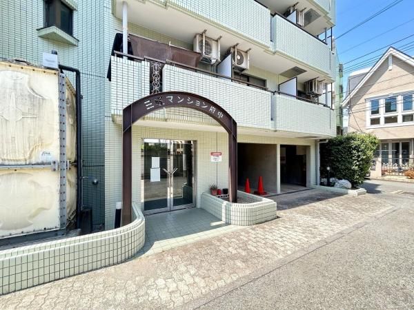 5-Story Apartment Building in Fuchu Tokyo - Thumbnail 2