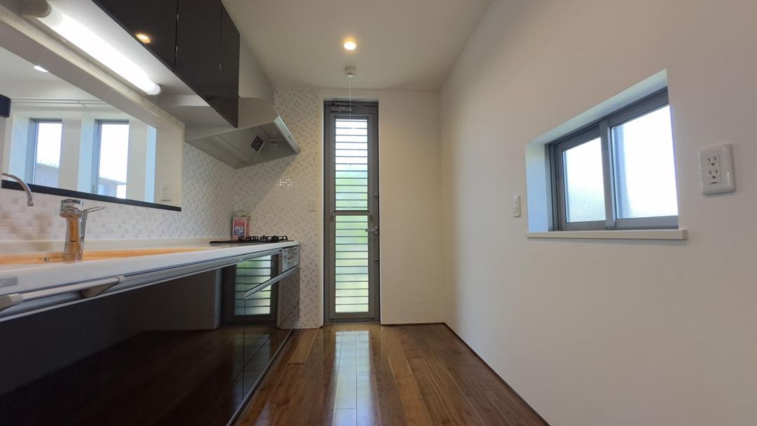 4LDK Family House in Kumagaya with Garden and Balcony - Thumbnail 4