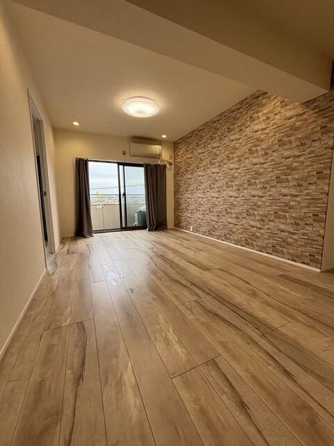 3LDK Apartment for Sale in Miyamae-ku, Kawasaki City - Thumbnail 2