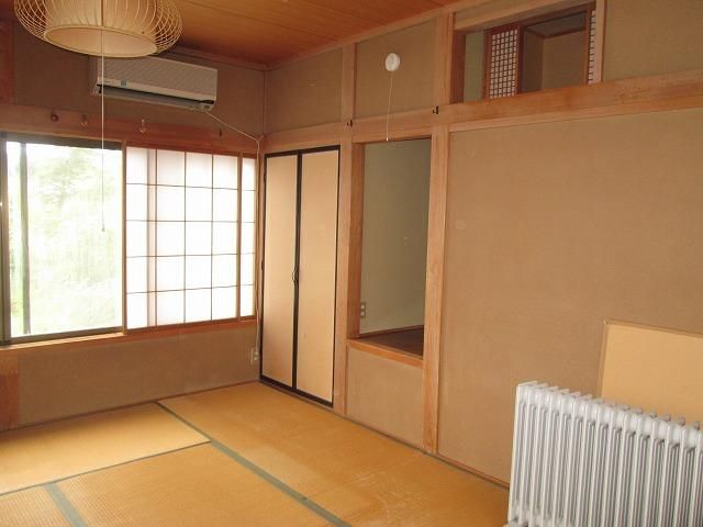 Detached Wooden House in Yokote City, Akita Prefecture - Thumbnail 4