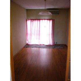 1K Apartment for Rent in Minami-Alps City, Yamanashi - Thumbnail 3