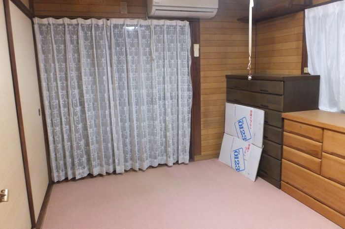 1967 Traditional 3DK House on 168 sqm Land in Marugame, Kagawa - Thumbnail 2