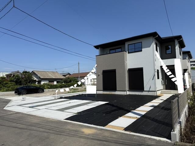 New 4LDK House in Takasaki with 3 Parking Spaces - Thumbnail 3