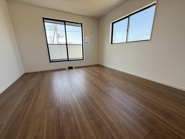 New 4LDK House in Takasaki with 3 Parking Spaces - Thumbnail 4