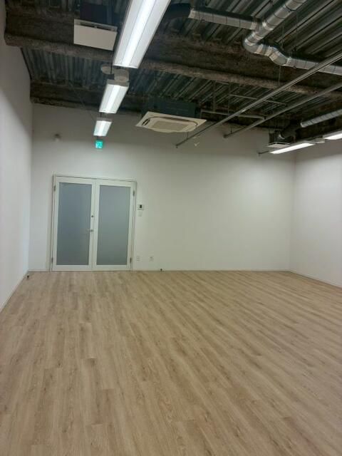 Office Space for Rent in Shin-Yokohama, 64.47 sqm - Thumbnail 3