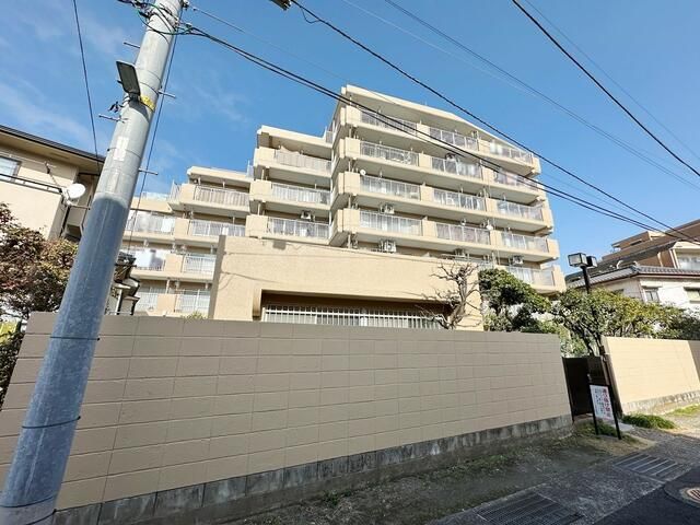2LDK Apartment for Sale in Yokosuka, Kanagawa - Thumbnail 2