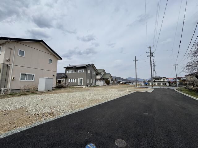 231.6 sqm Residential Land for Sale in Nakamaruko, Ueda, Nagano - Thumbnail 4