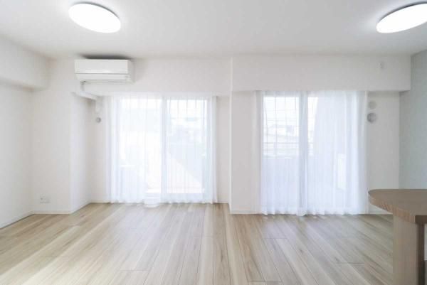 Priveru Higashi-Nakayama 3LDK Apartment for Sale in Funabashi - Thumbnail 2