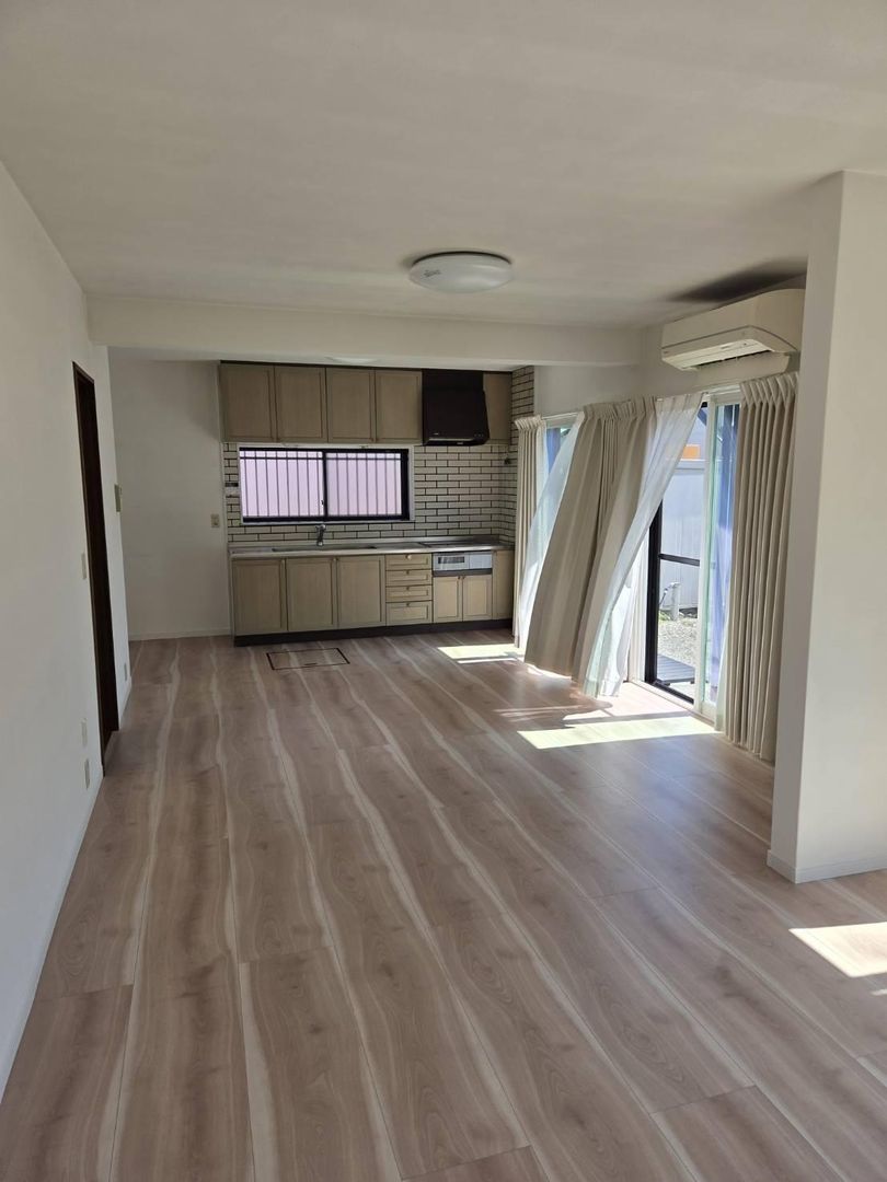 3LDK House for Sale in Tosa, Kochi with Garden and Parking - Thumbnail 4