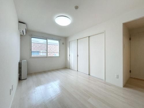 4-Story RC Apartment Building in Nishi Ward, Sapporo, 627 sqm - Thumbnail 3