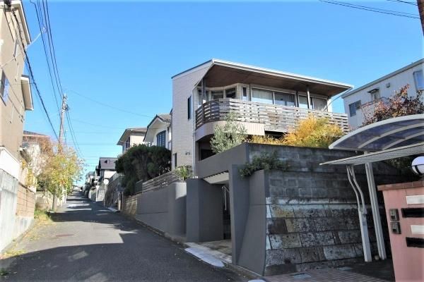 Modern 2SLDK House in Kamakura Near Shichirigahama Station - Thumbnail 2