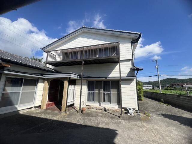6DK House on Large Corner Lot in Quiet Naruto, Tokushima - Thumbnail 3