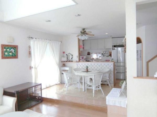 2LDK Detached House for Sale in Machida, Tokyo | 160.69 sqm Land - Thumbnail 3