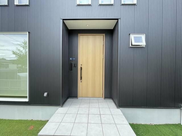 Modern 2LDK Detached House for Sale in Sakai, Fukui - Thumbnail 2