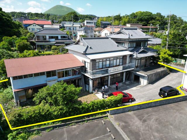 8DK House for Sale in Itō, Shizuoka with Large Land Plot - Main Image