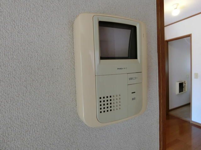 Spacious 4LDK Detached House for Rent in Abiko, Chiba - Thumbnail 3