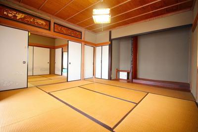 1975 6DK House in Kotoura, Tottori - 213 sqm Living Space — Interior, Kotoura, Tottori