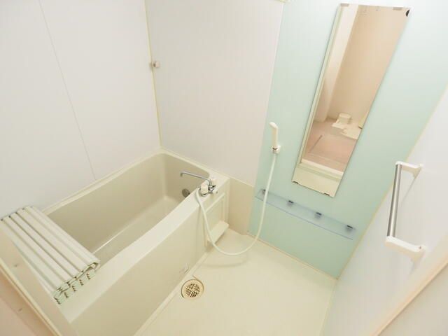 1LDK Apartment for Rent in Kawasaki, Kanagawa - Modern Amenities - Thumbnail 4