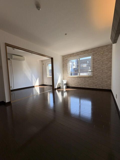1LDK Apartment for Rent in Toyohira-ku, Sapporo, Hokkaido - Thumbnail 2