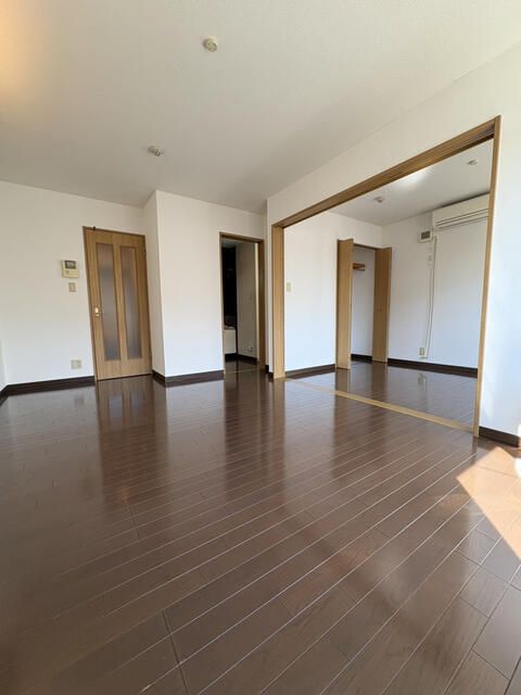 1LDK Apartment for Rent in Toyohira-ku, Sapporo, Hokkaido - Thumbnail 3