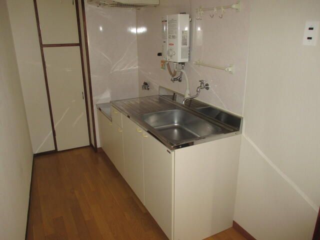 2LDK Used Apartment in Koriyama, Fukushima for Sale - Thumbnail 4
