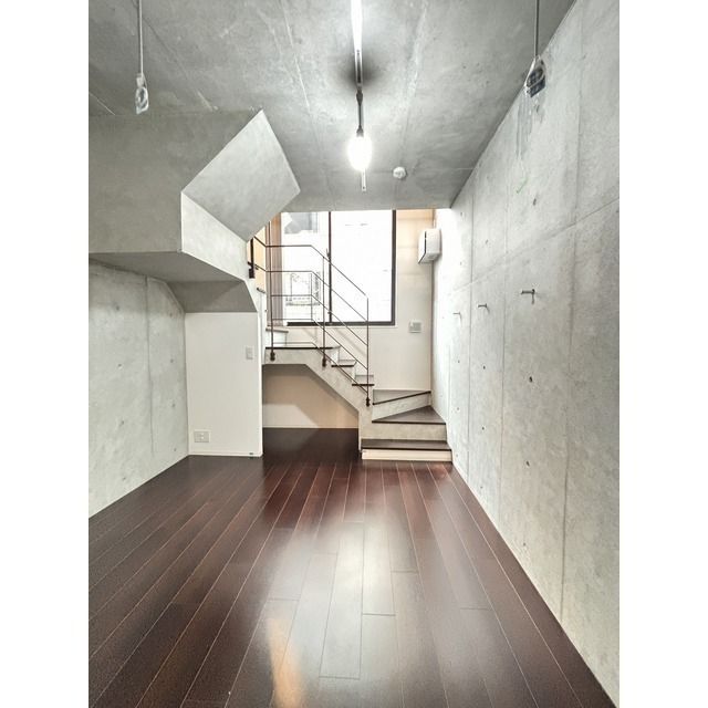 Newly Built 1DK Apartment in Ebisu, Shibuya - Thumbnail 3