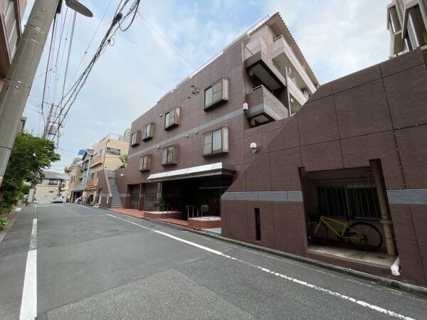 GS Heim Koishikawa 1DK Apartment for Sale in Bunkyo, Tokyo - Thumbnail 2