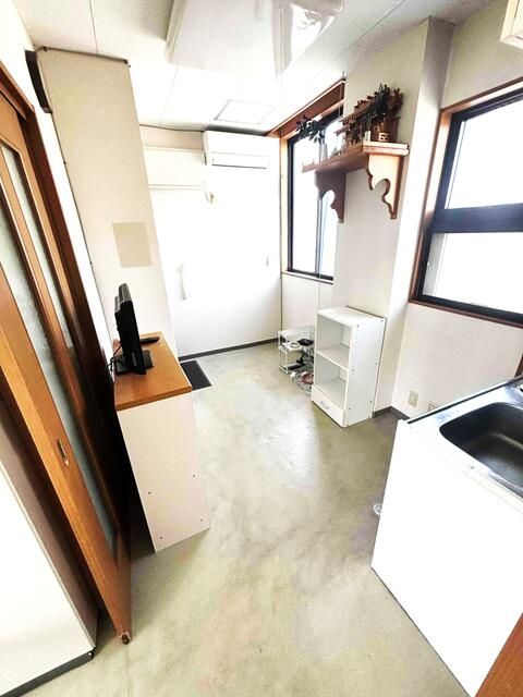 Commercial Unit for Rent in Yamagata City, 46.37 sqm - Thumbnail 3