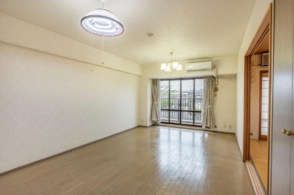 3LDK Apartment for Sale in Inage, Chiba - 74.52 sqm - Thumbnail 3