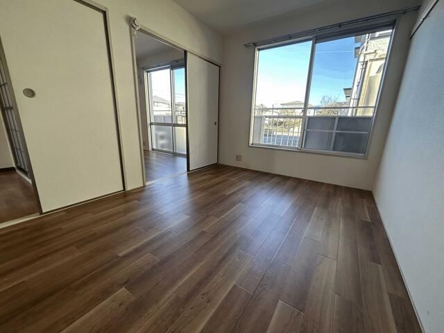Heights Kimisou II 2DK Apartment for Rent in Chuo City, Yamanashi - Thumbnail 2