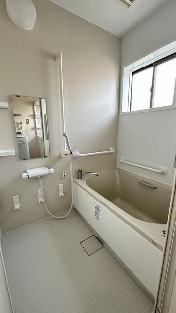 Spacious 5DK House in Toyama with Parking - Thumbnail 3